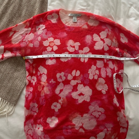 Autumn Cashmere Red floral Crew Neck Sweater Sz M - Picture 4 of 6